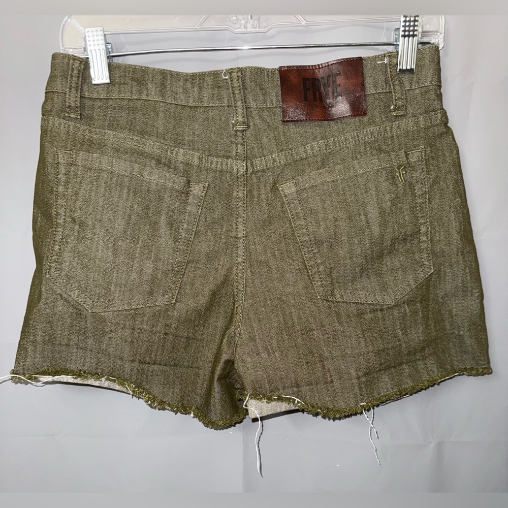 Frye Heritage Olive Green Shorts Size 8 Raw Hem Pockets Zip button up